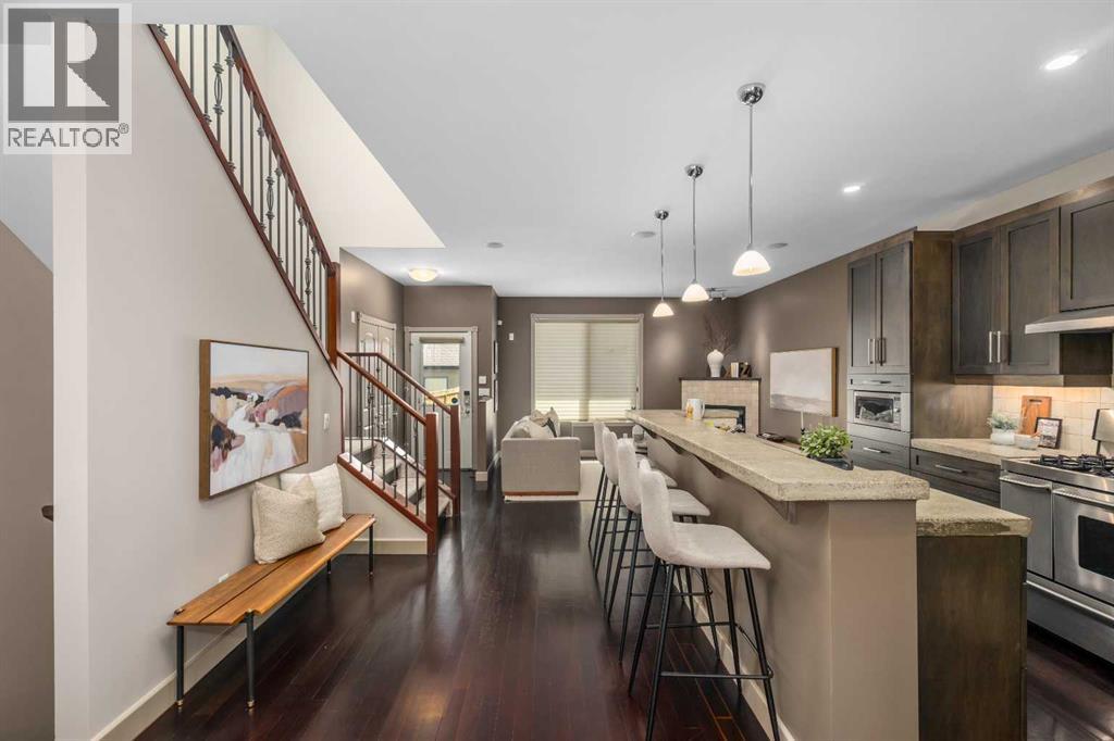 409 19 Avenue NE - 10
