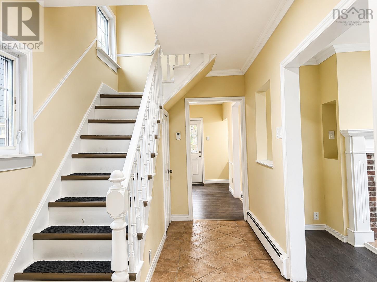 Property 3 of 43 of 446 Whitney Avenue