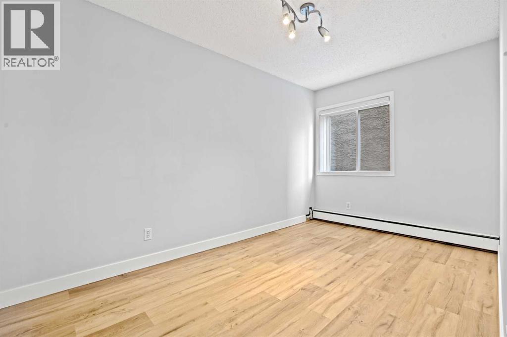 #201 732 57 Avenue SW - 23