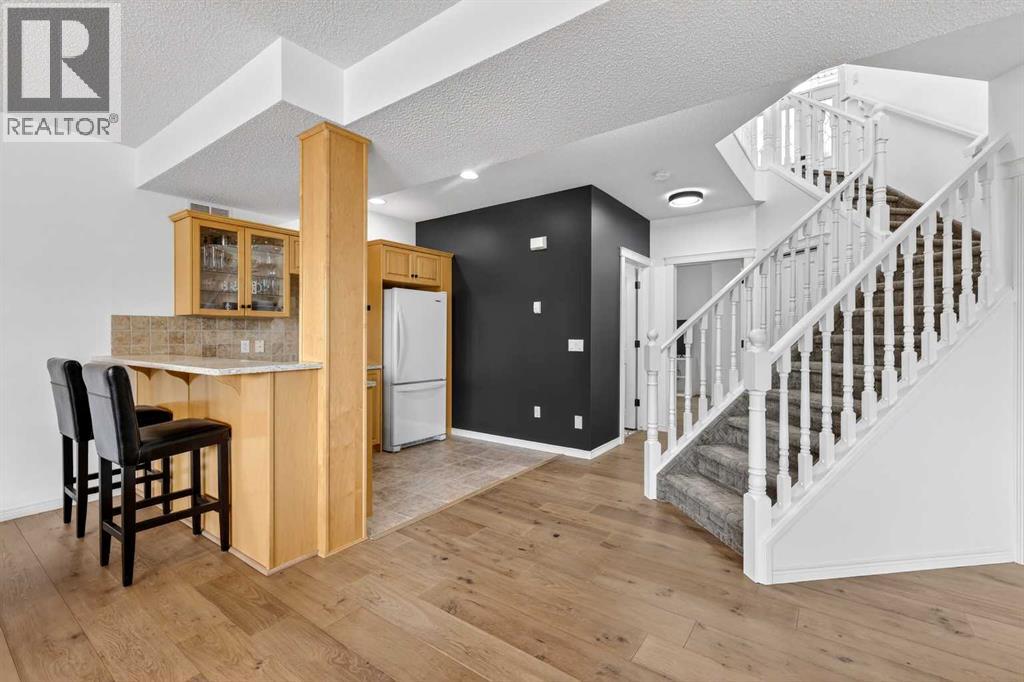 18 Eagleview Place, Cochrane