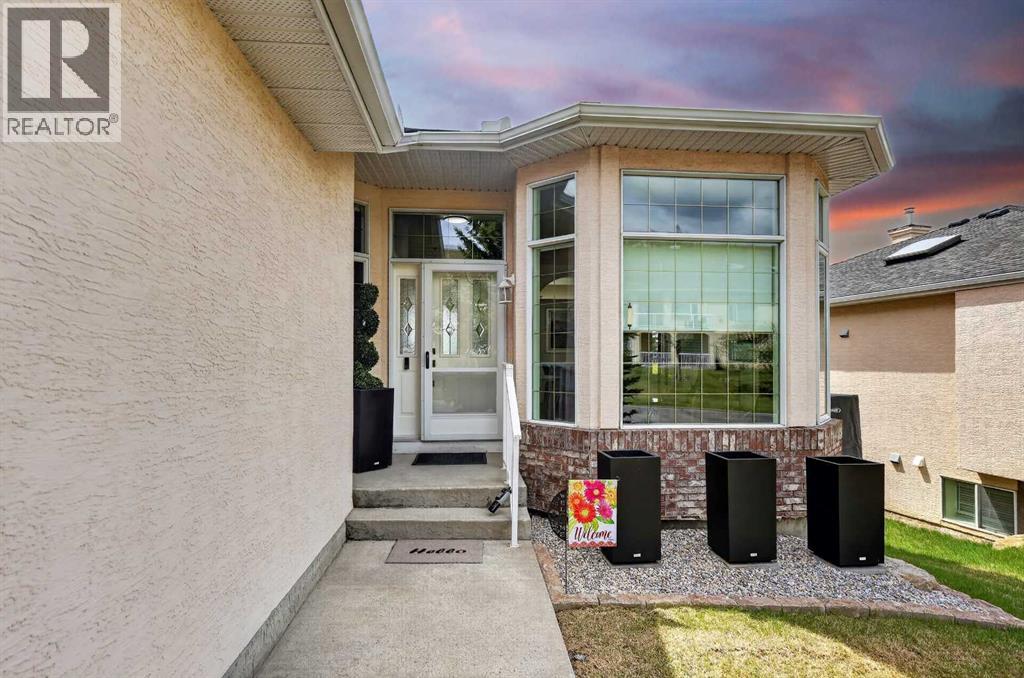 18 Eagleview Place, Cochrane