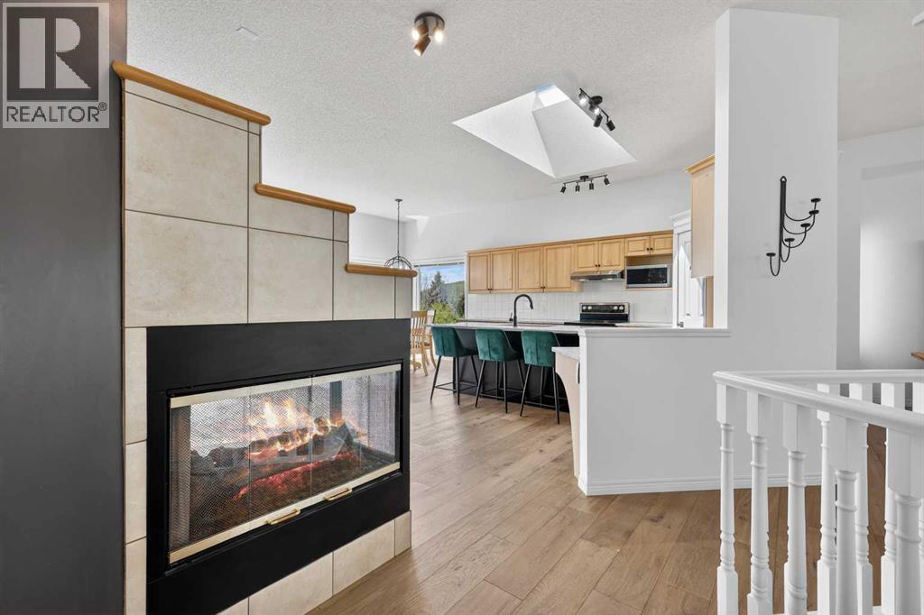 18 Eagleview Place, Cochrane