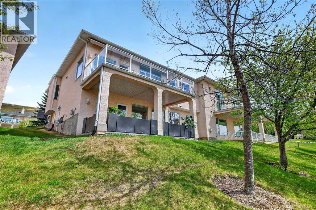 18 Eagleview Place, Cochrane