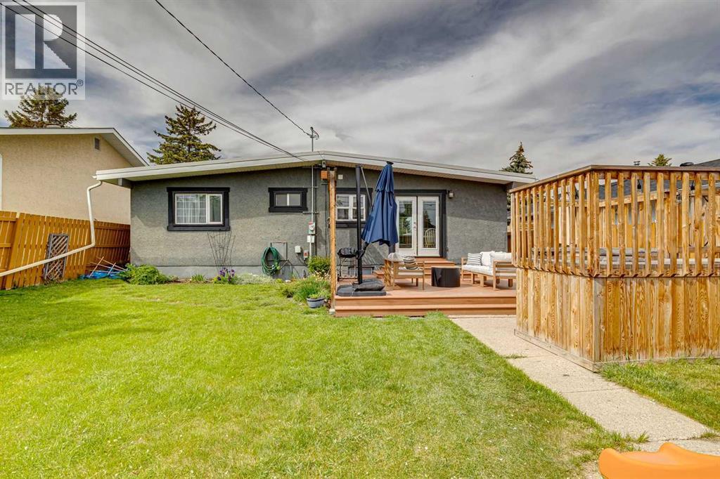 10651 Shillington Crescent SW - 42