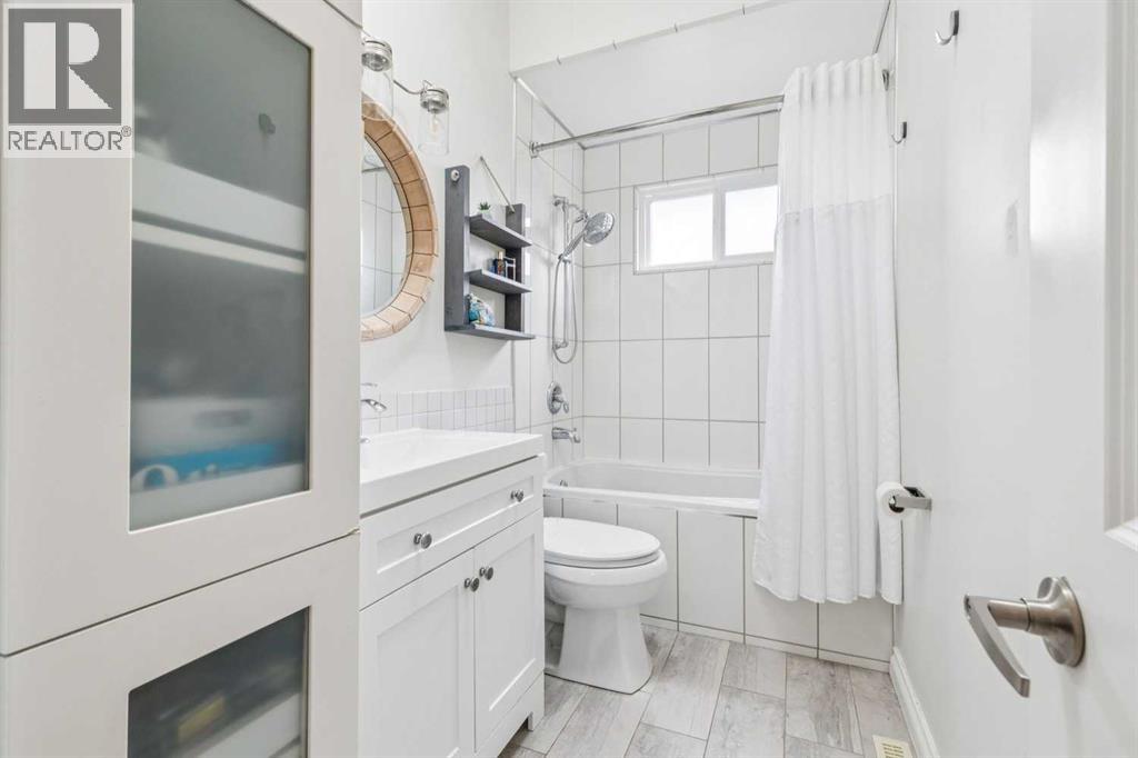 10651 Shillington Crescent SW - 25