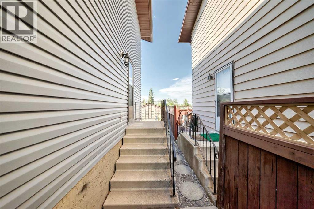 970 Berkley Drive NW - 48