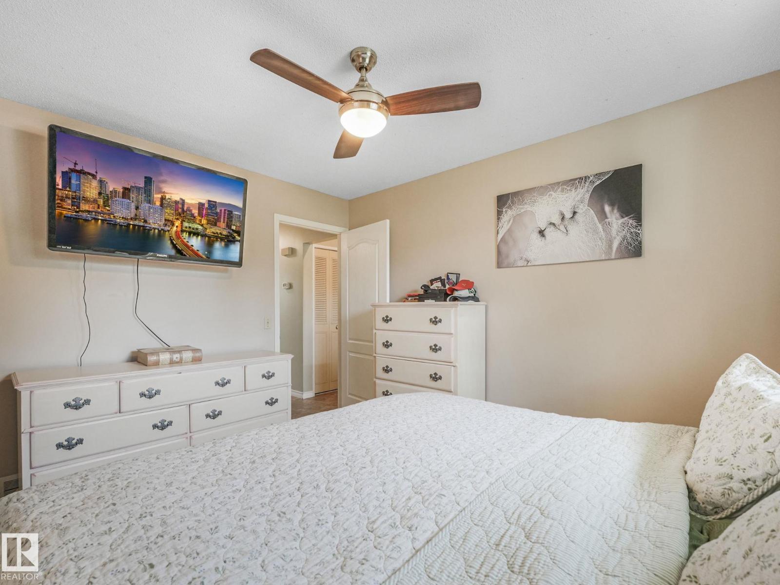 1040 MOYER DR - 10