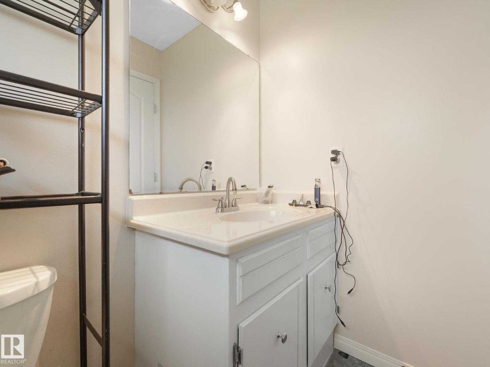 1040 MOYER DR - 13