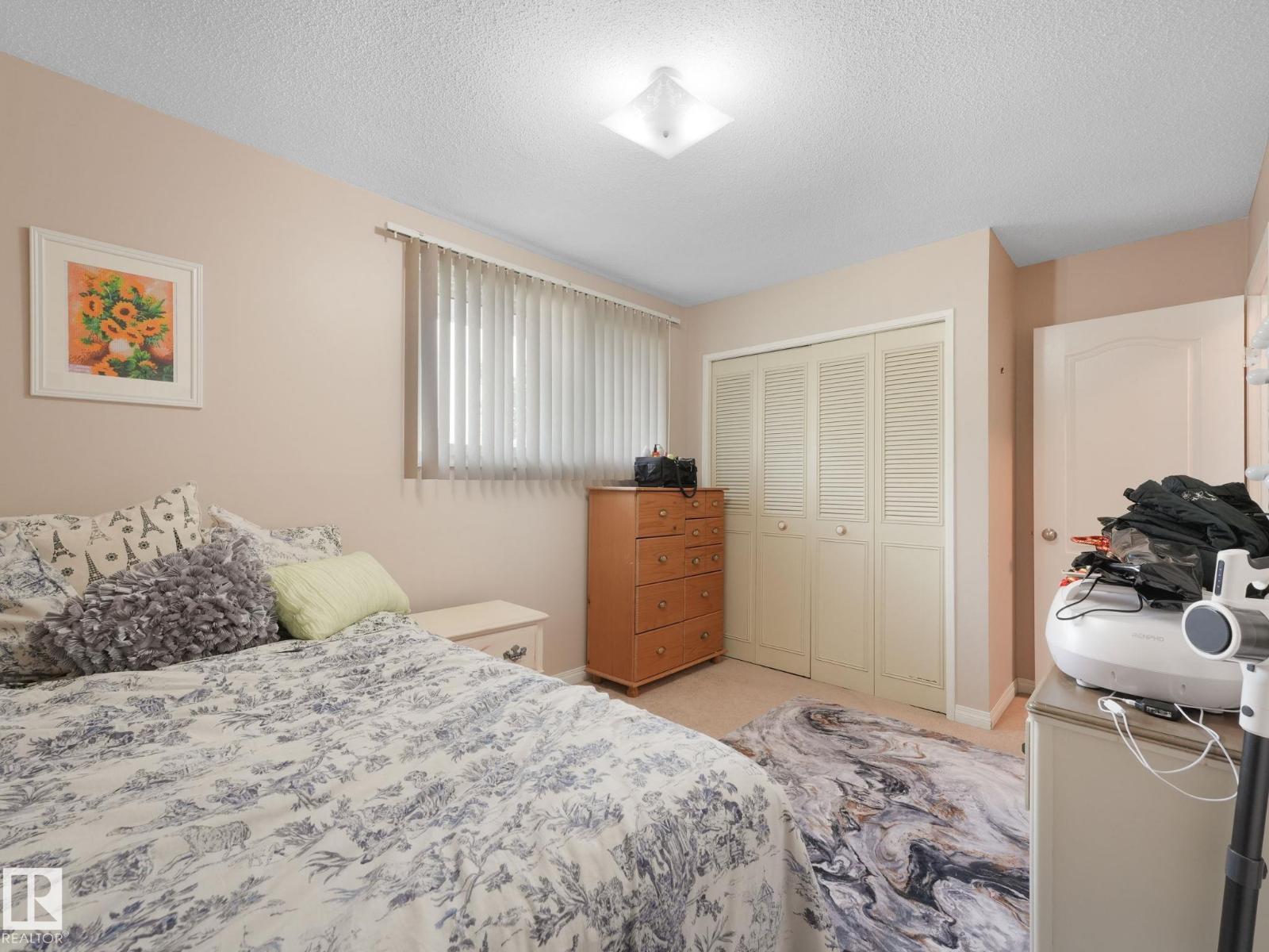 1040 MOYER DR - 14