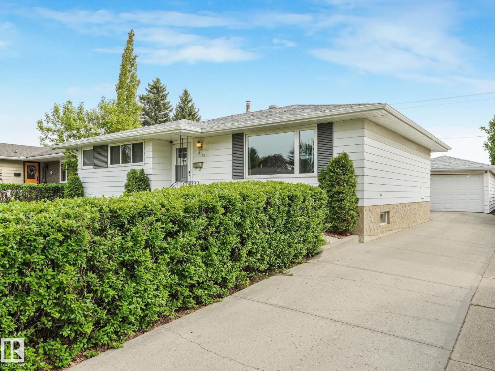 1040 MOYER DR - 23