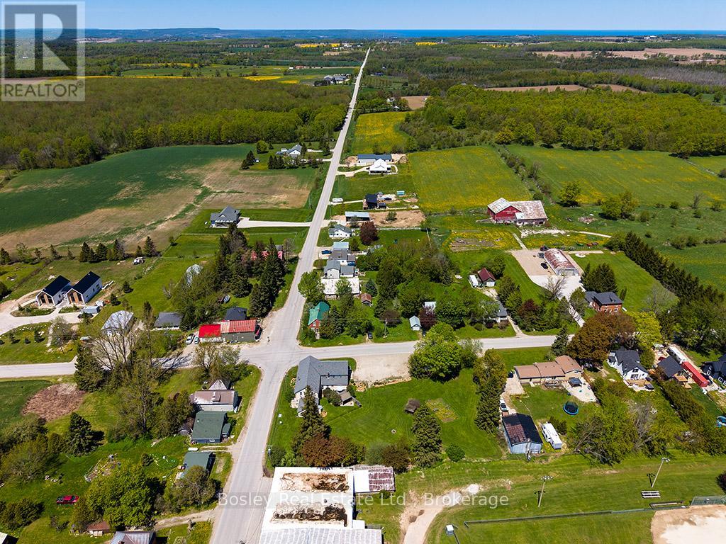 726004 22B SIDE ROAD - 17
