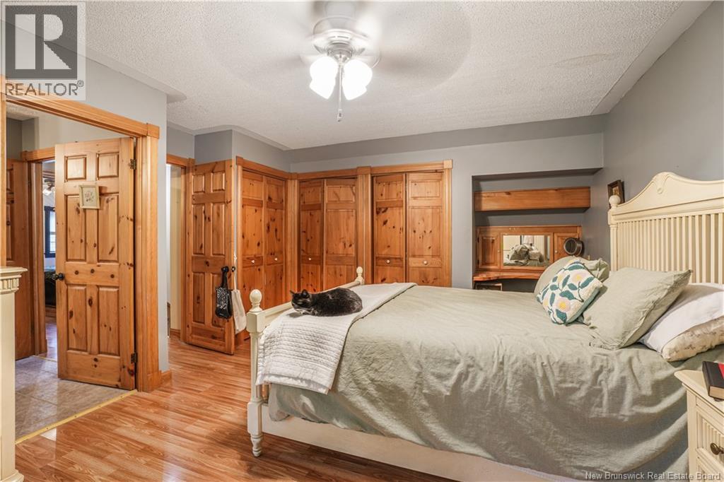 21 Chateau Drive - 21