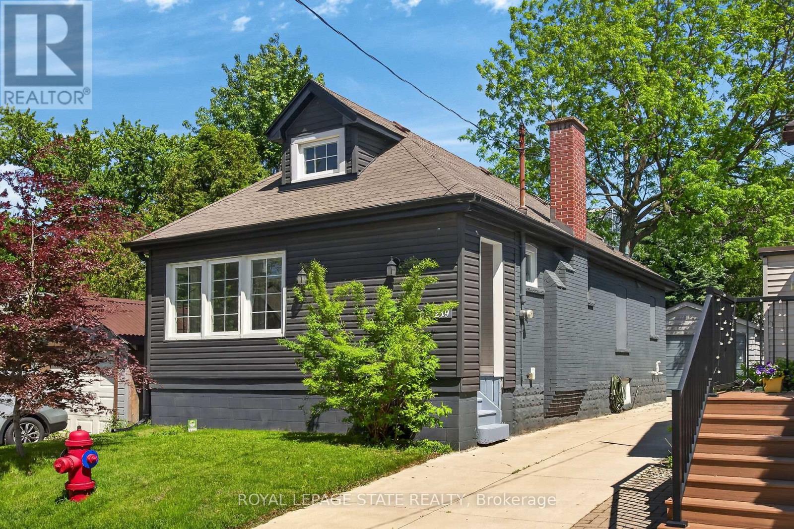 219 HESS STREET S - 1