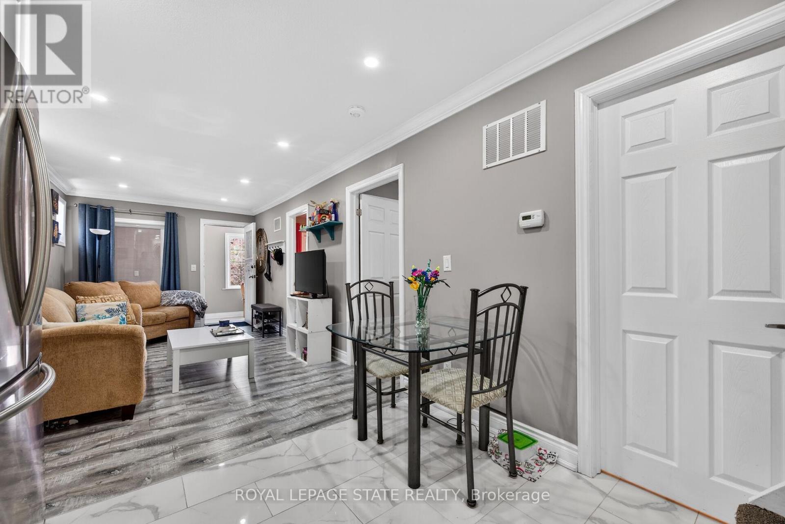 219 HESS STREET S - 12