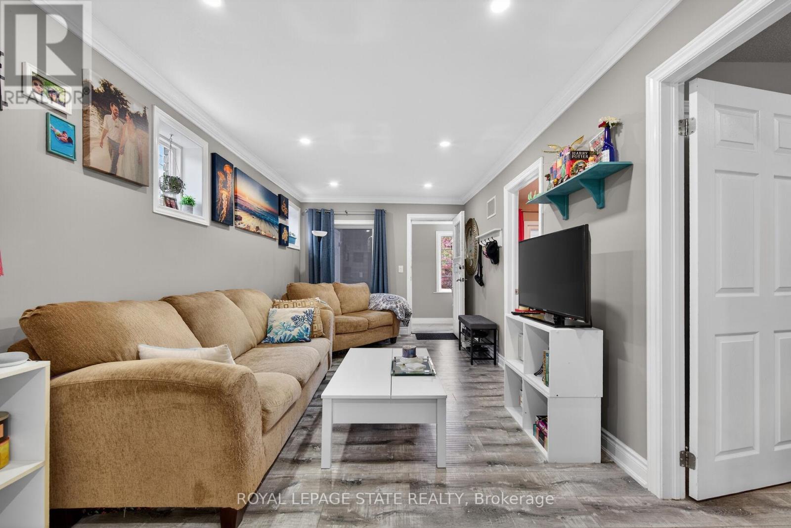 219 HESS STREET S - 17