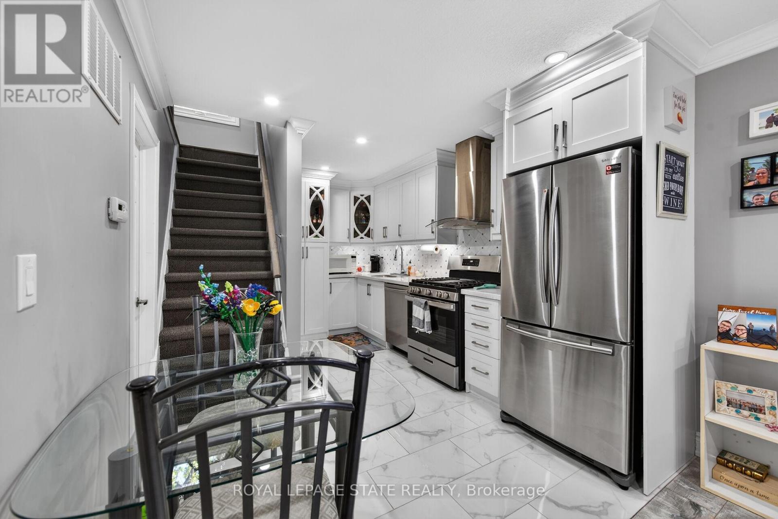 219 HESS STREET S - 9