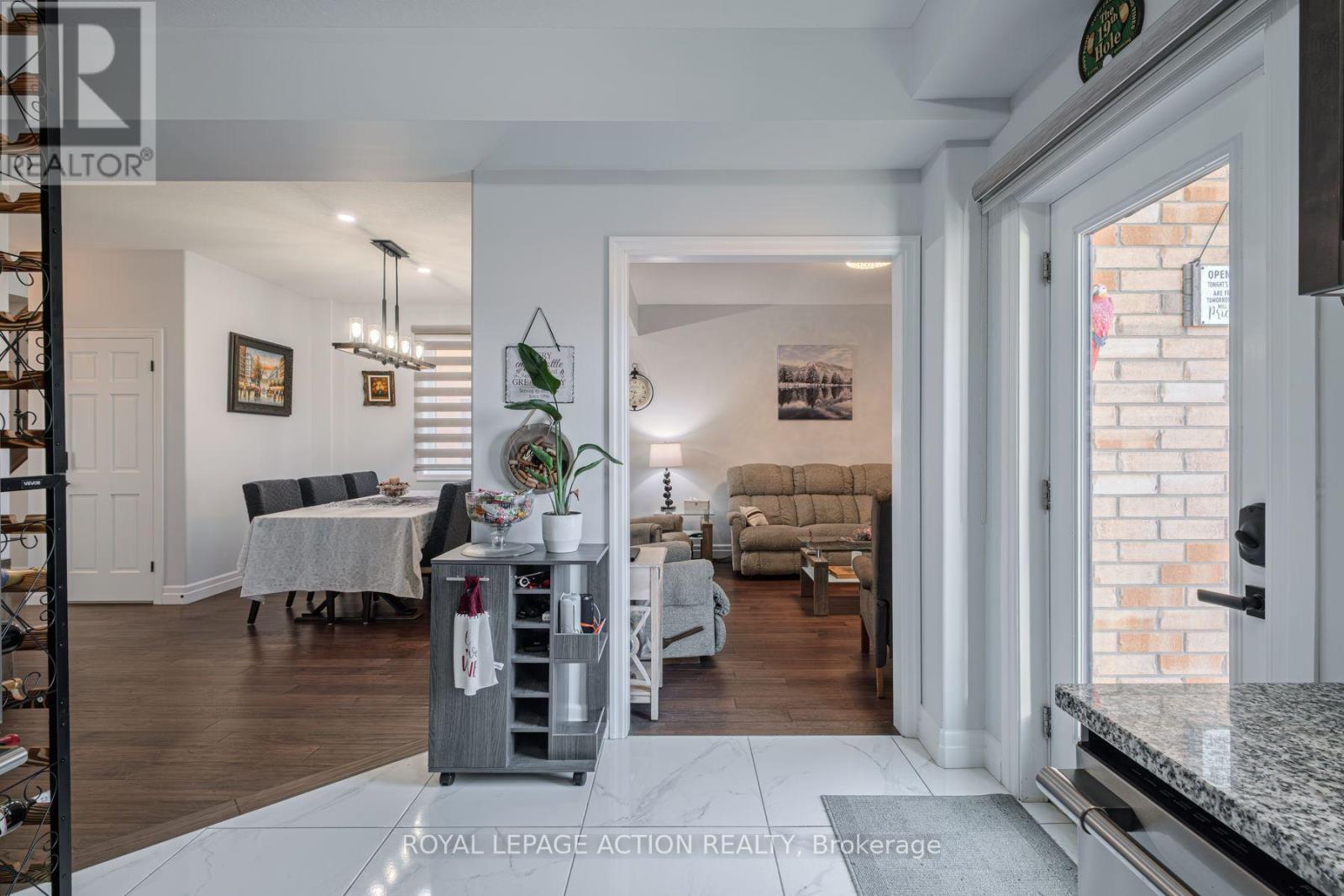 87 GRANDVILLE CIRCLE - 15