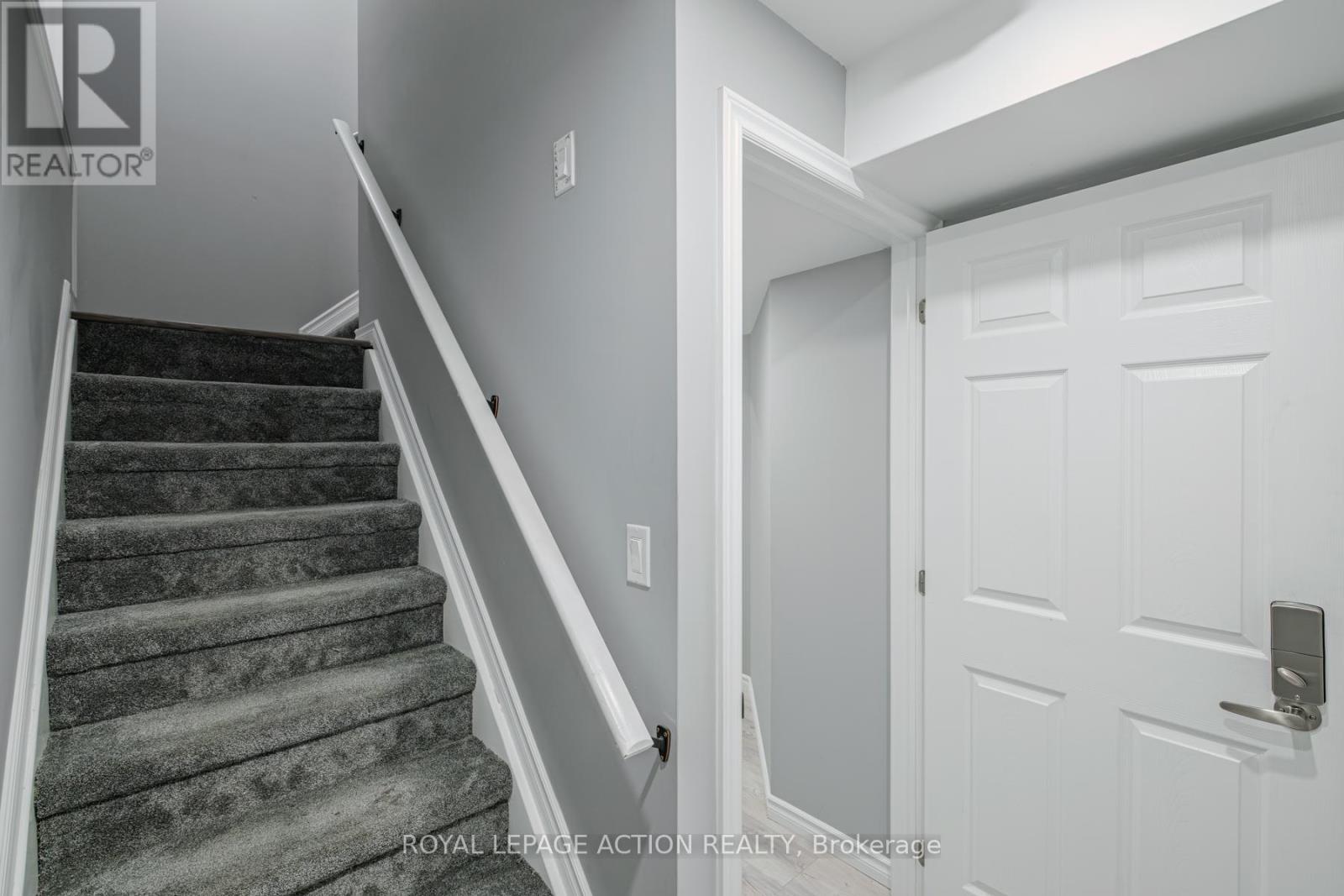 87 GRANDVILLE CIRCLE - 26
