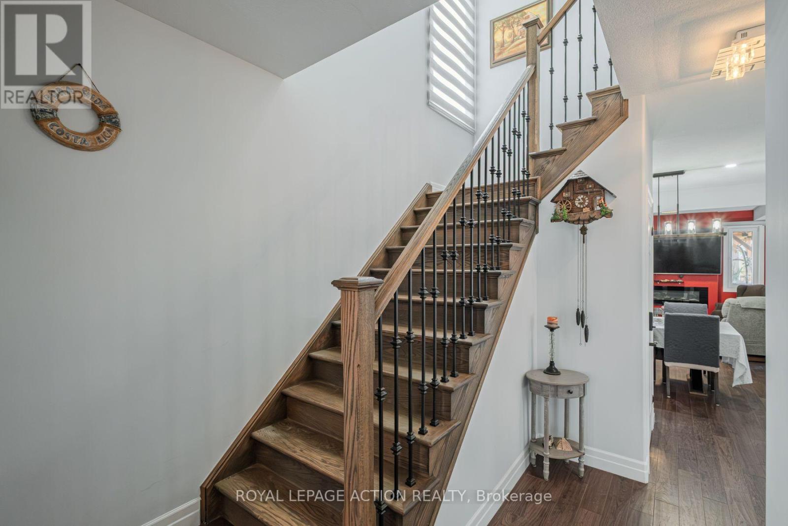 87 GRANDVILLE CIRCLE - 5