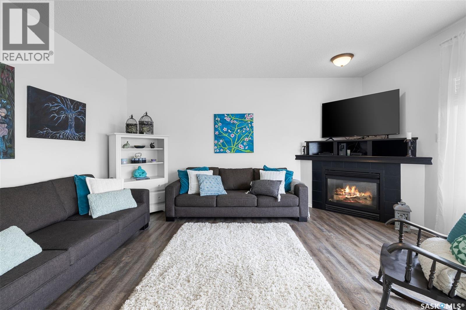 8628 THURSTON CRESCENT - 11