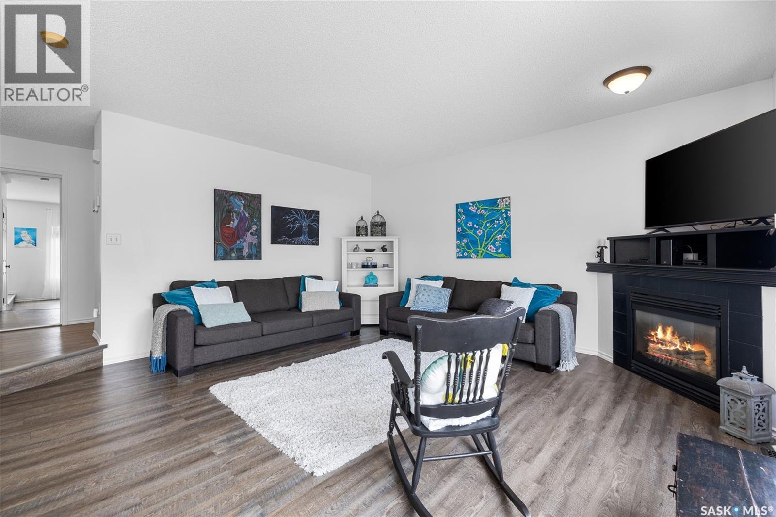 8628 THURSTON CRESCENT - 12