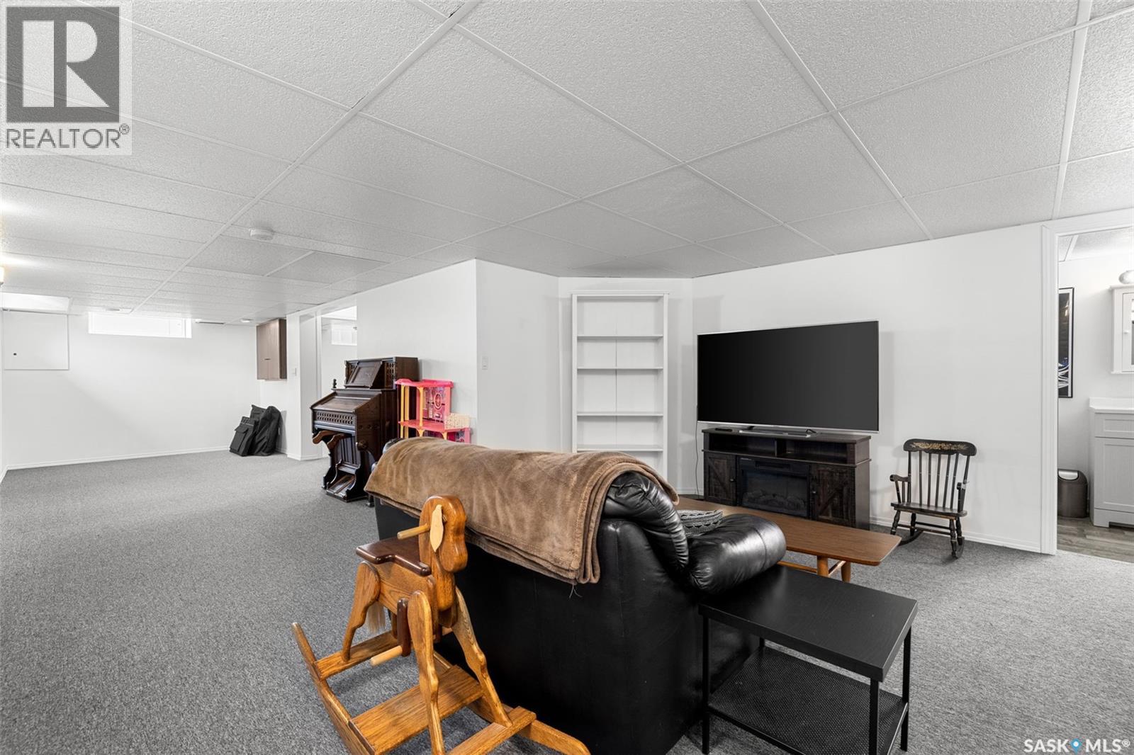 8628 THURSTON CRESCENT - 31