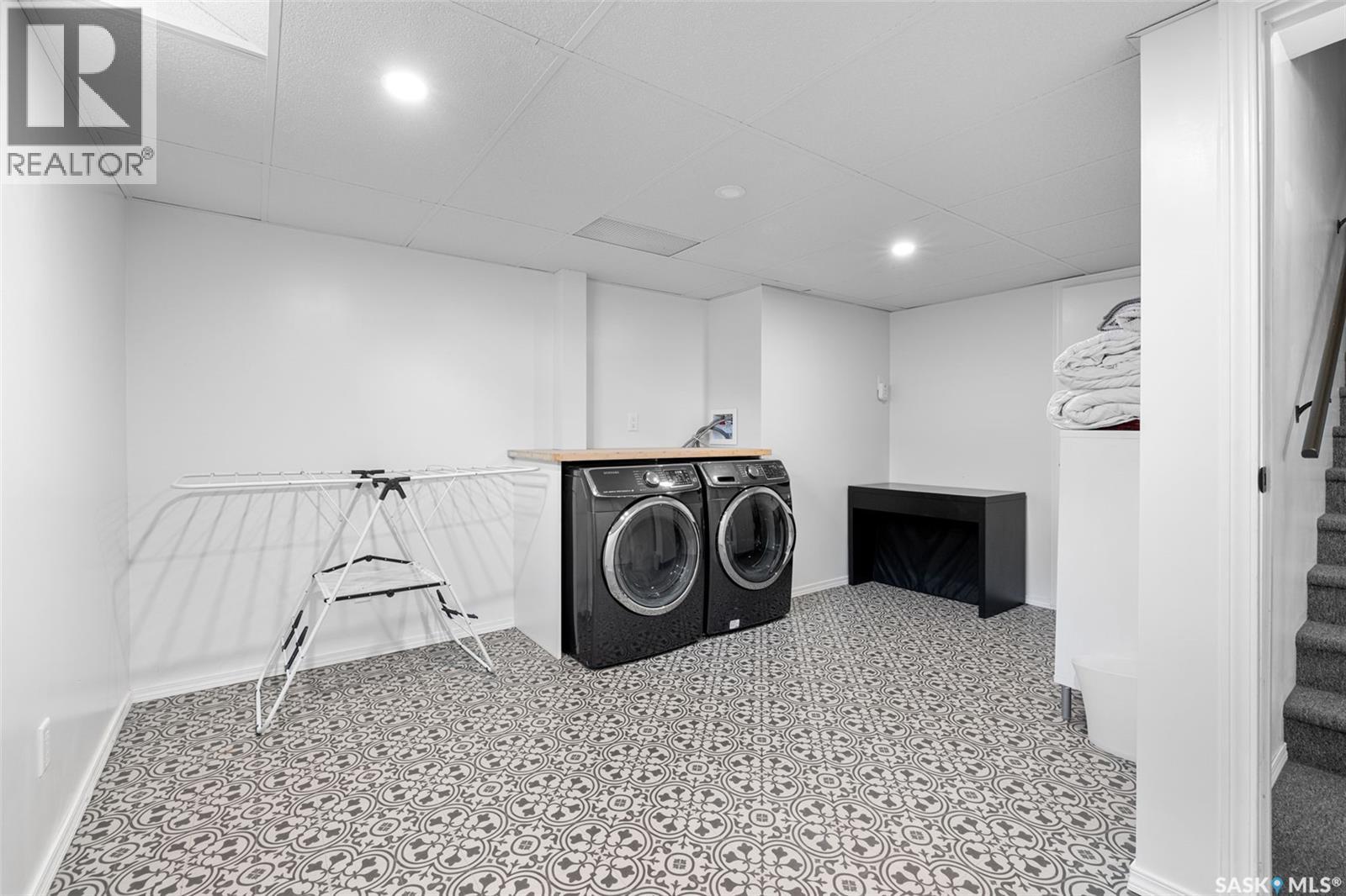 8628 THURSTON CRESCENT - 34