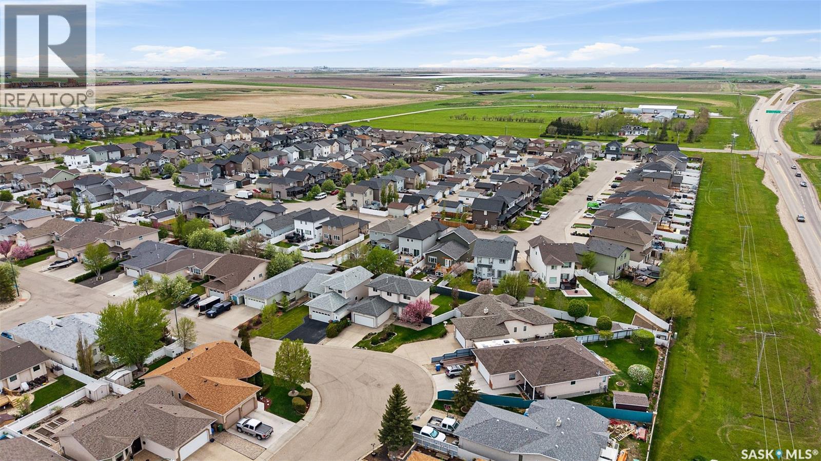 8628 THURSTON CRESCENT - 39