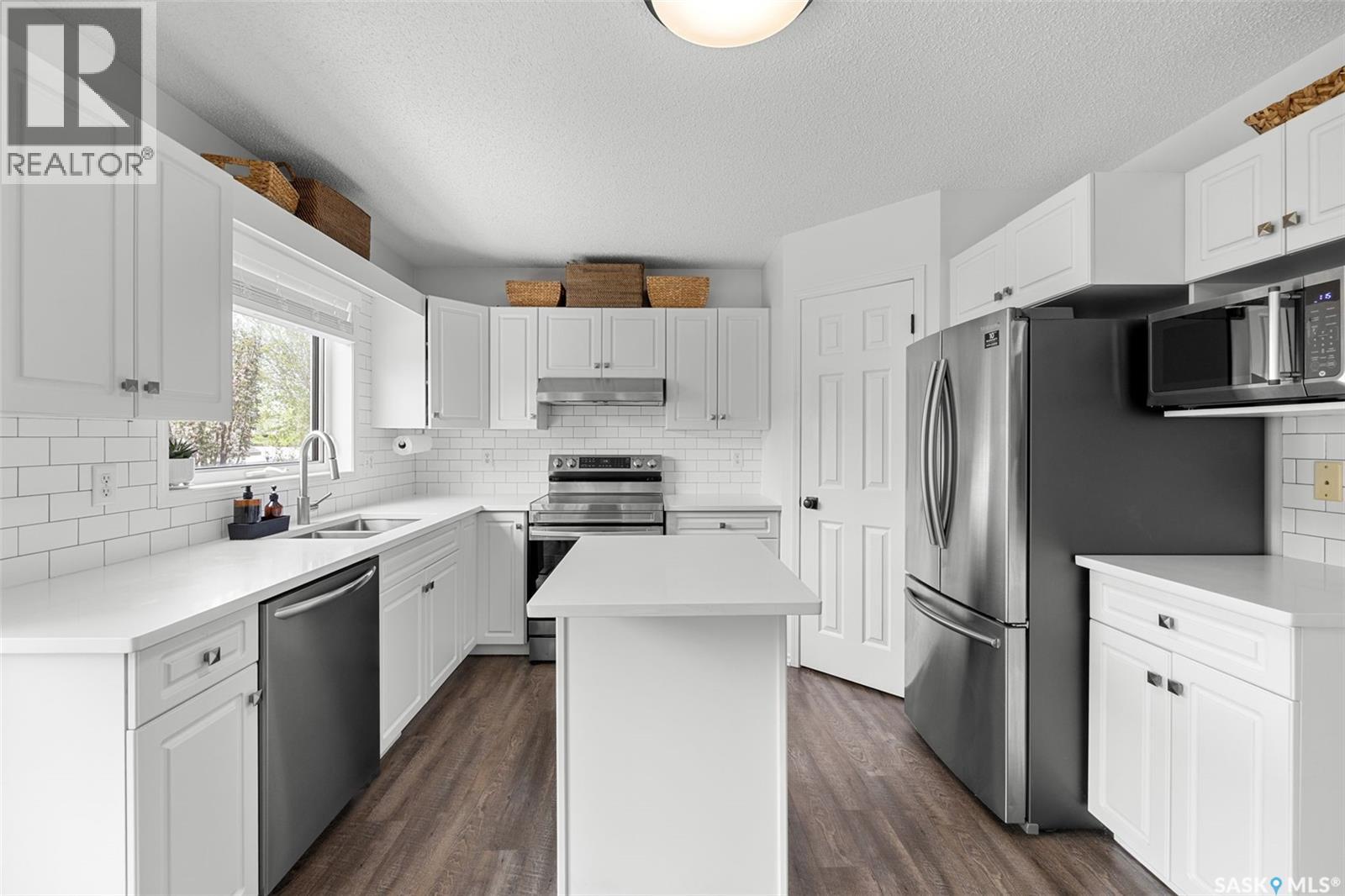 8628 THURSTON CRESCENT - 6