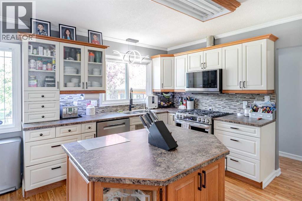 9811 95 Street - 14