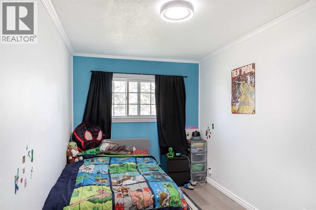 9811 95 Street - 19