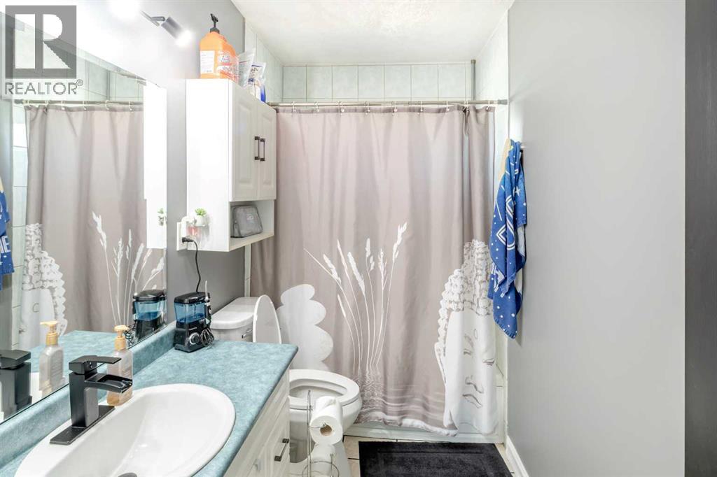 9811 95 Street - 21