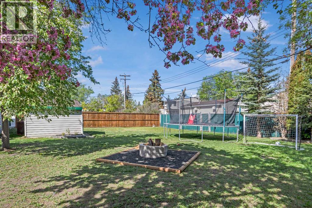 9811 95 Street - 8