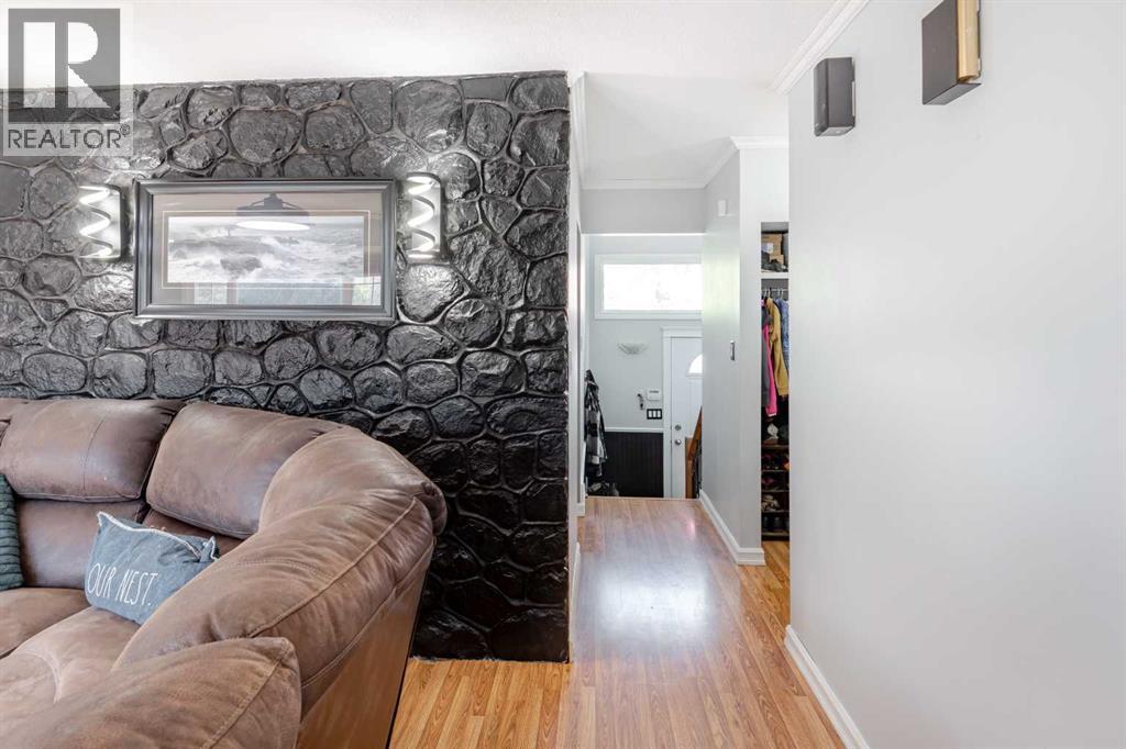 9811 95 Street - 9