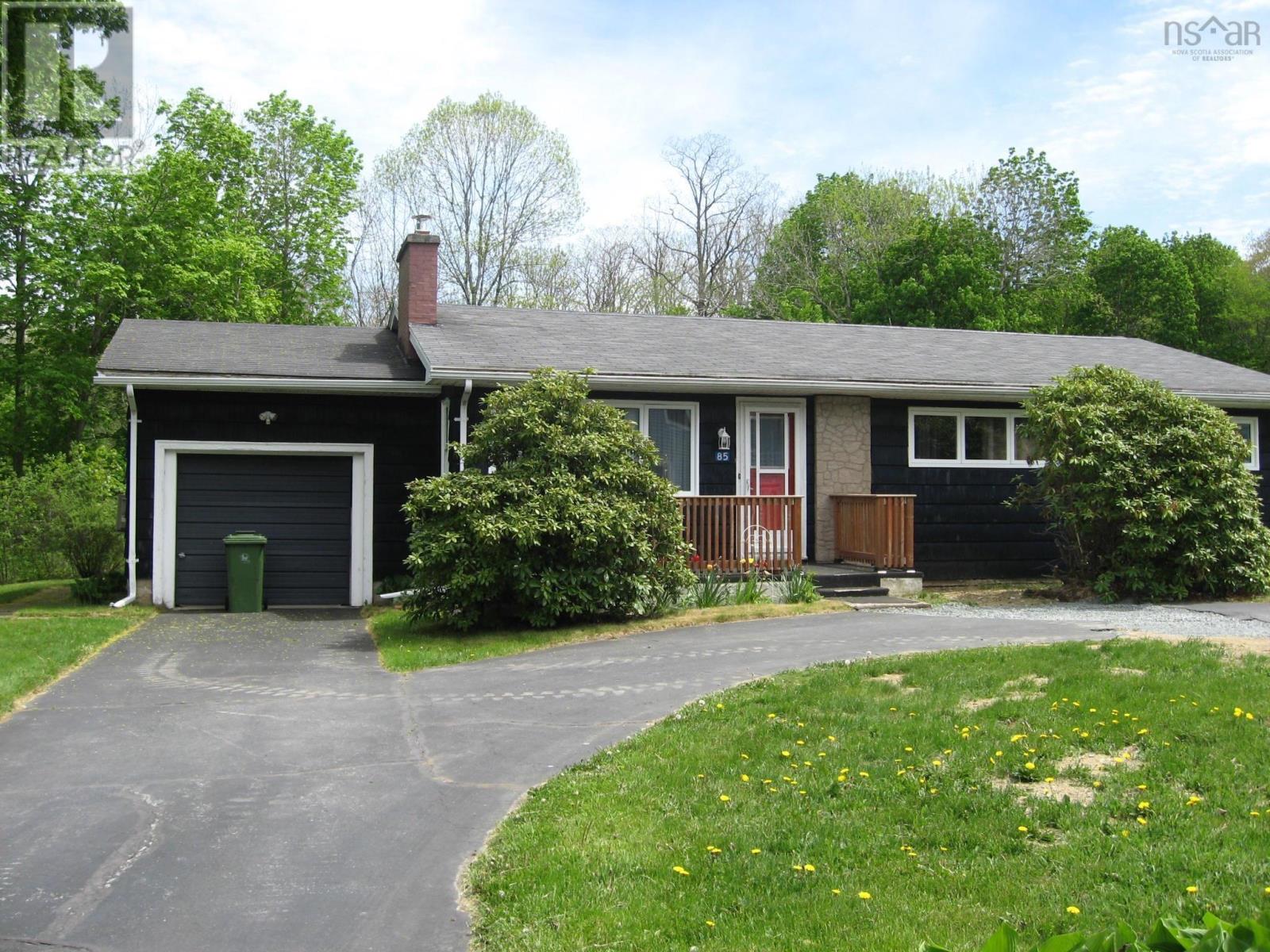 Property photo of 85 School Street
