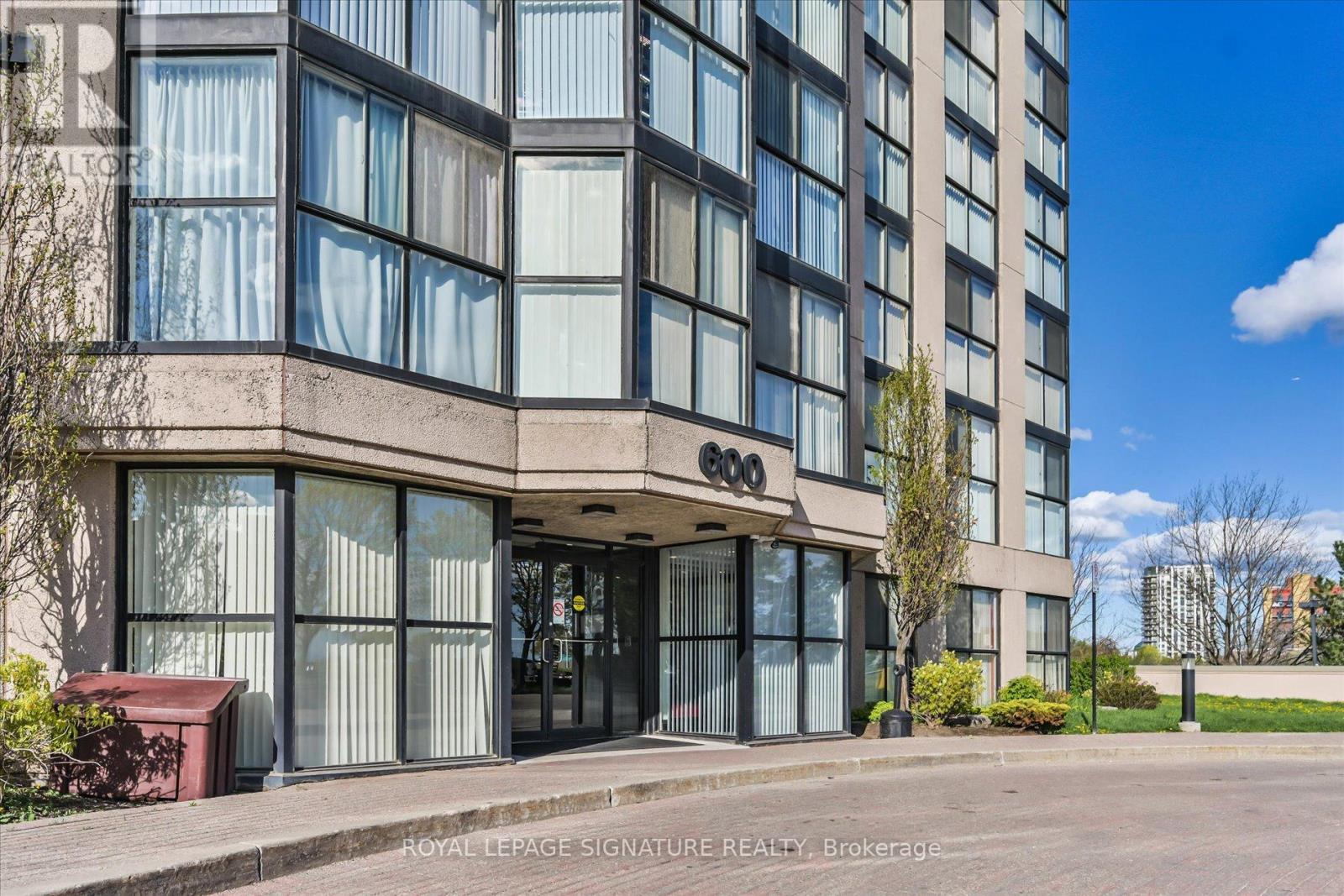 #403 600 REXDALE BOULEVARD - 26