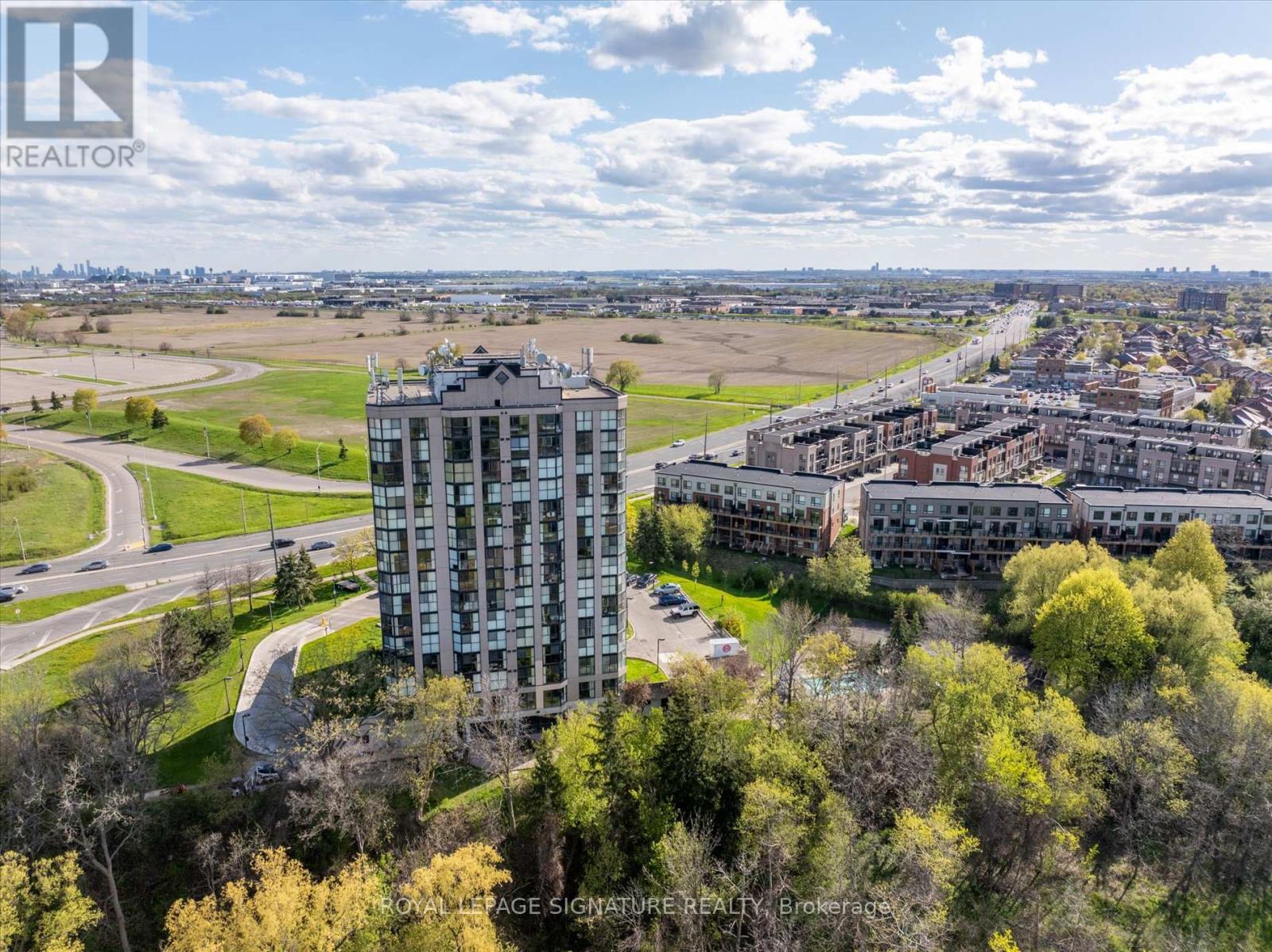 #403 600 REXDALE BOULEVARD - 34