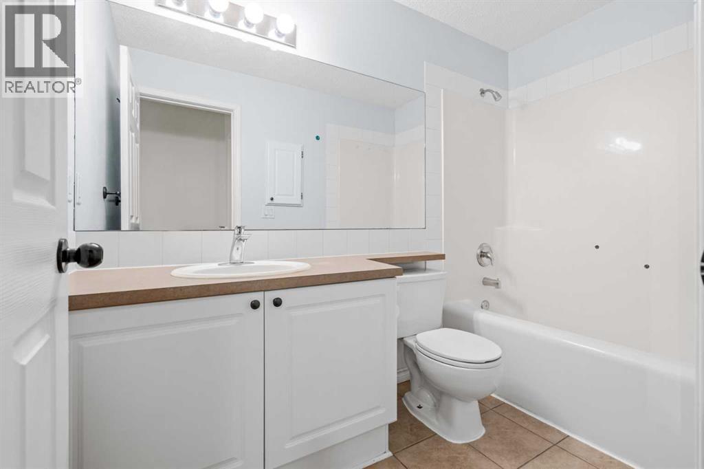 #117 126 14 Avenue SW - 23