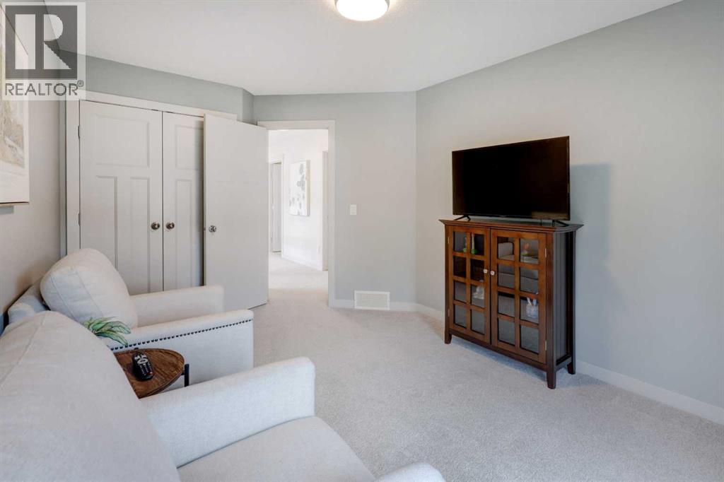 4520B 17 Avenue NW - 19