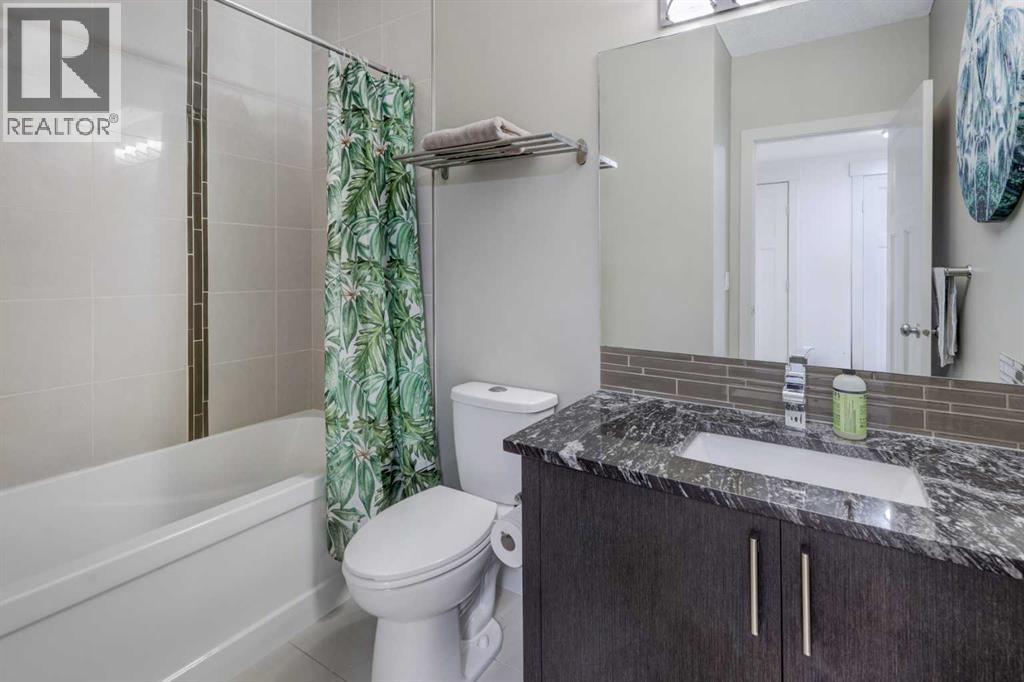 4520B 17 Avenue NW - 27