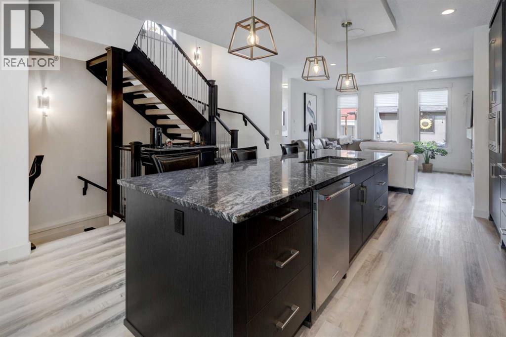 4520B 17 Avenue NW - 7