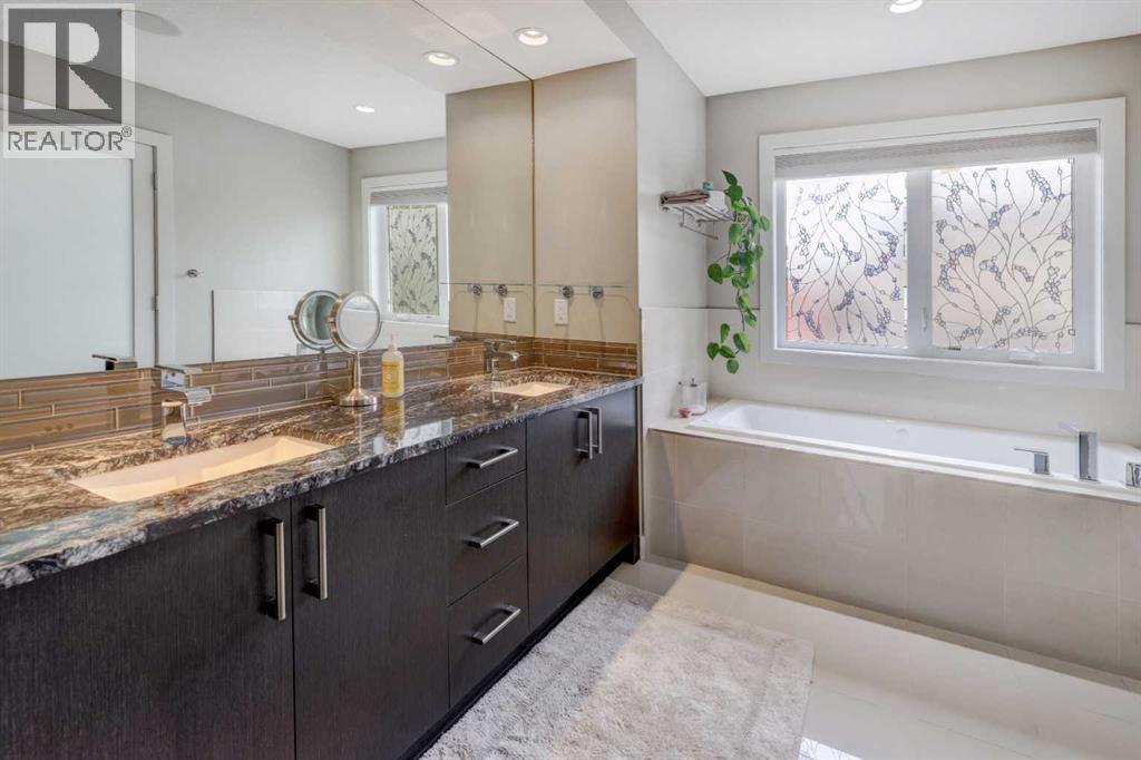4520B 17 Avenue NW - 13
