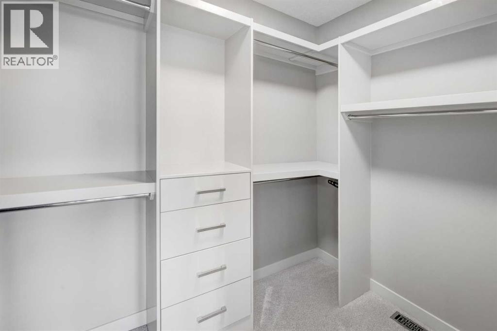 4520B 17 Avenue NW - 15