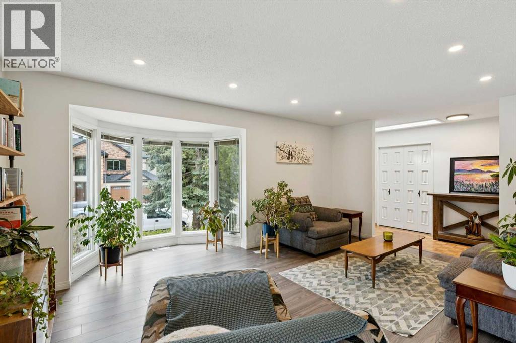 119 Dalhurst Way NW - 9