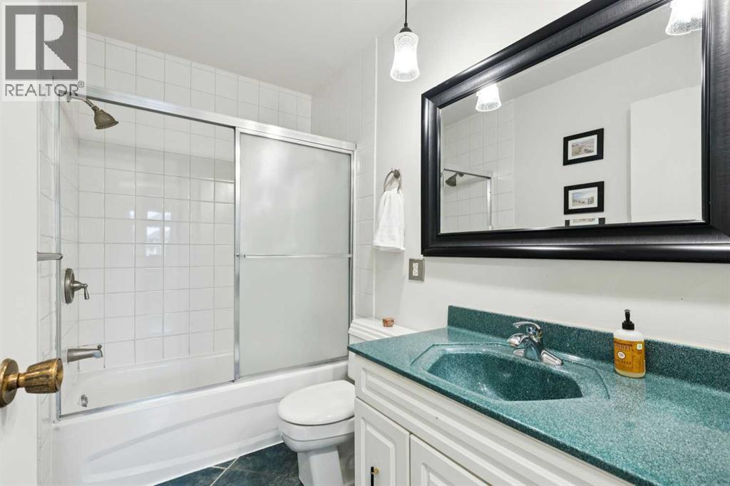 119 Dalhurst Way NW - 24