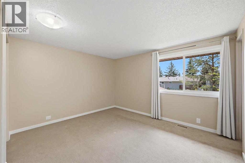 156 Templeview Place NE - 17