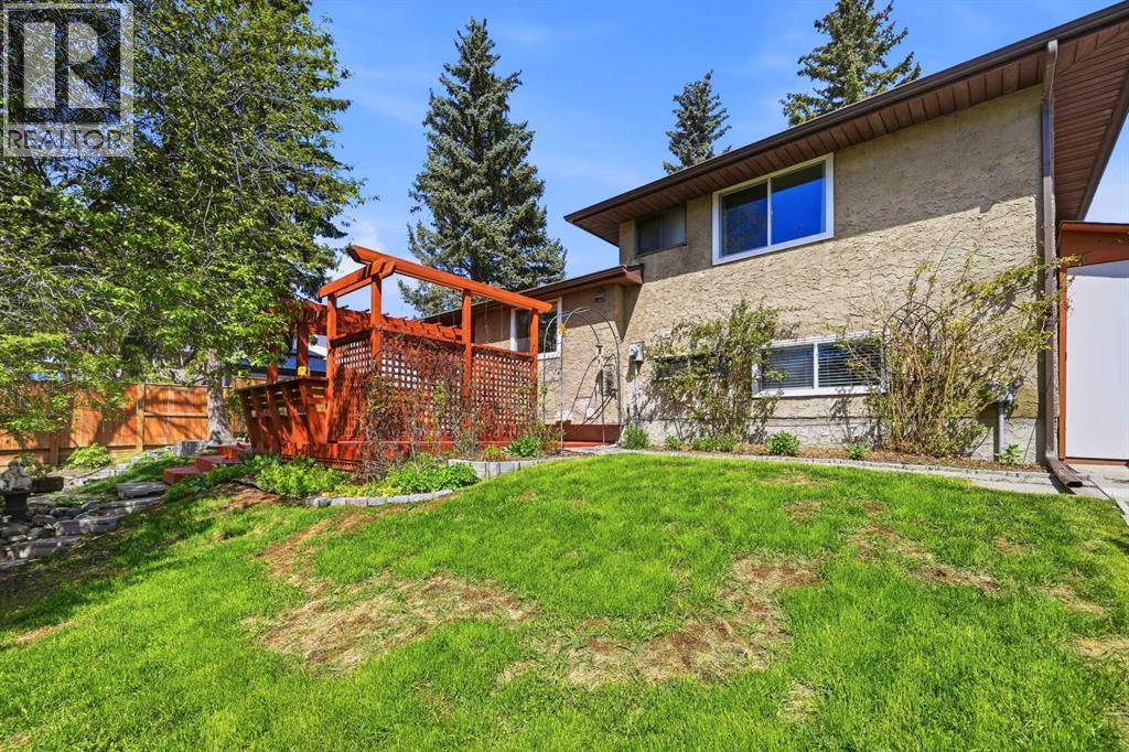 156 Templeview Place NE - 38