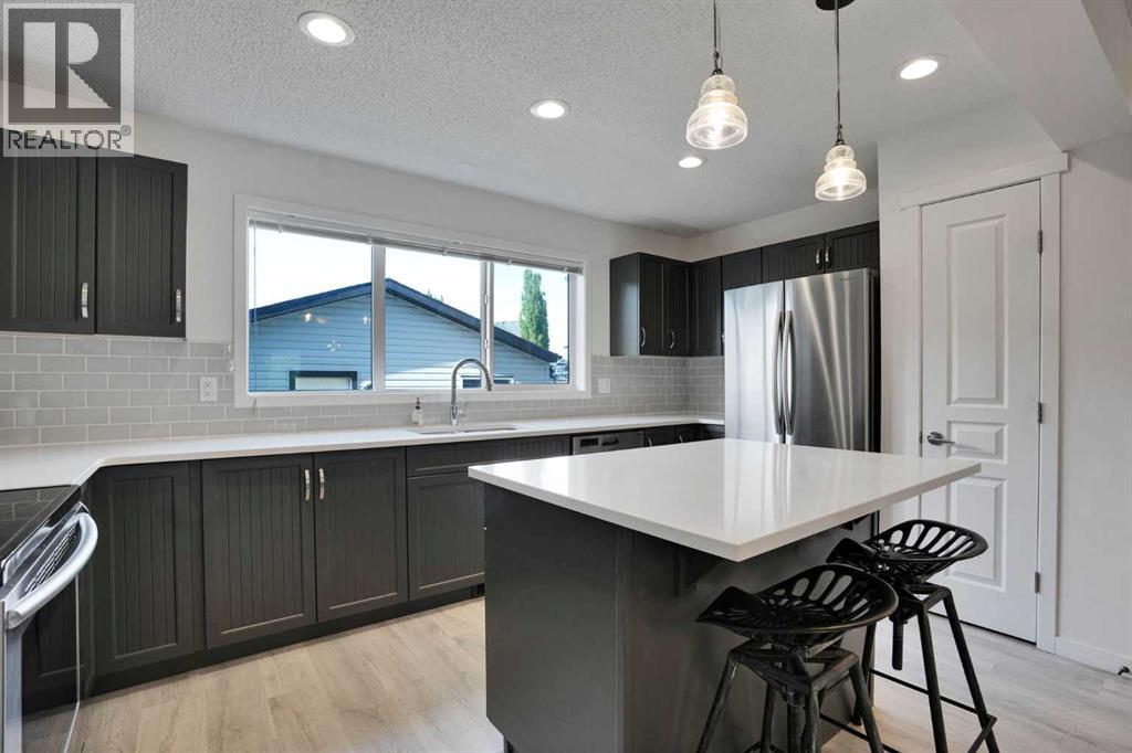 209 Copperpond Parade SE - 10