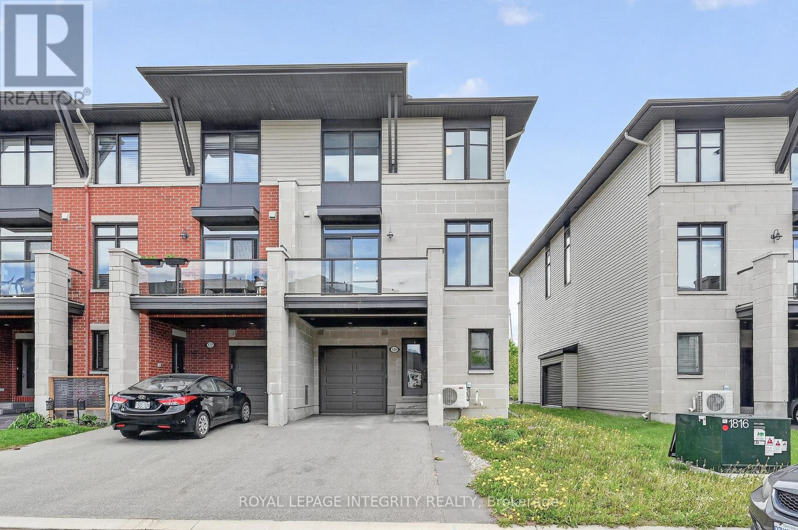 520 STADACONE ROW - Image 3