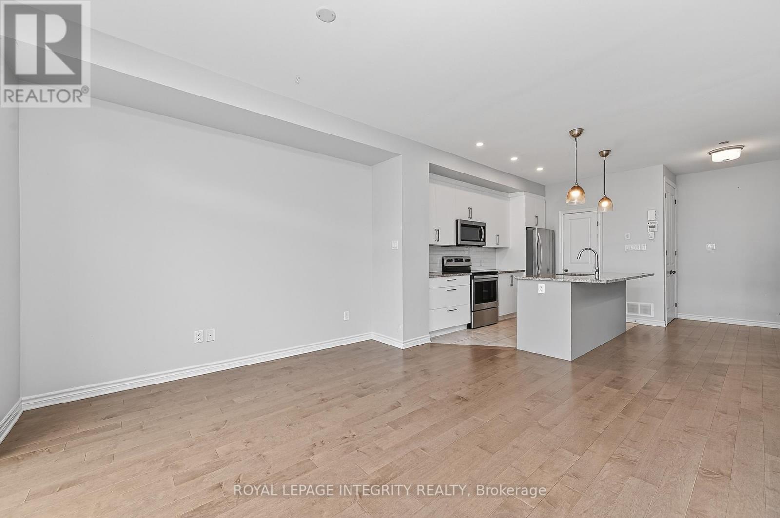 520 STADACONE ROW - 41